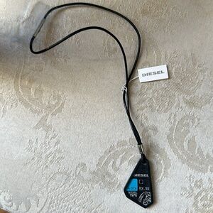 NWT Diesel gunmetal stainless steel men’s dog tag w/leather chain